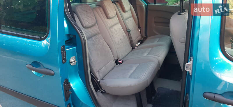 Мінівен Renault Kangoo 2009 в Чернігові