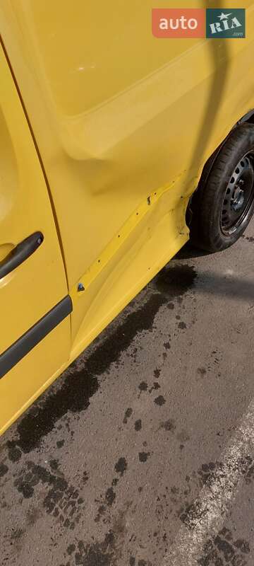 Вантажний фургон Renault Kangoo 2012 в Дніпрі