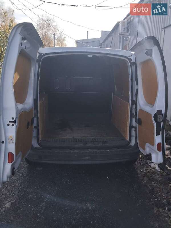 Грузовой фургон Renault Kangoo 2015 в Полтаве