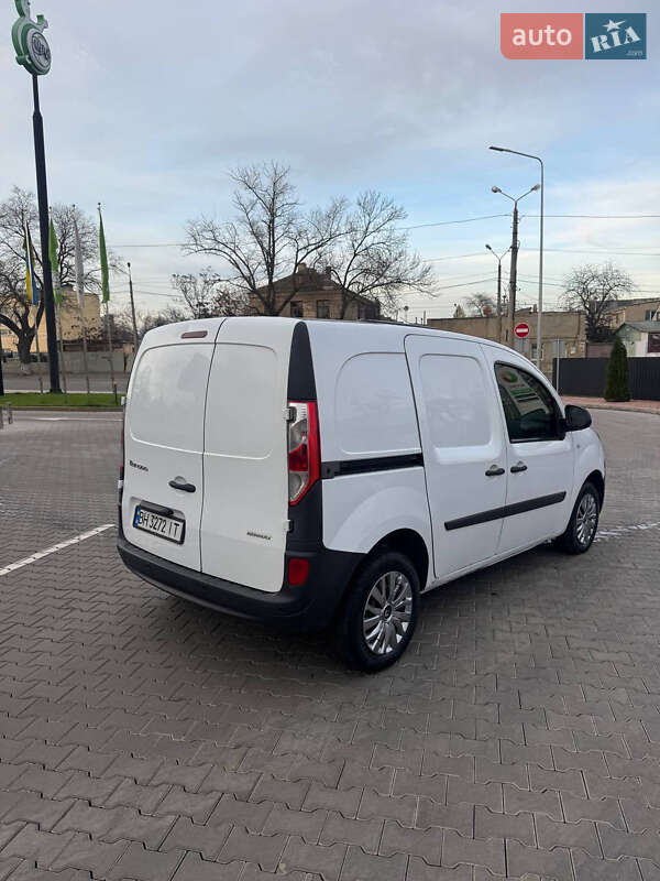 Вантажопасажирський фургон Renault Kangoo 2013 в Одесі