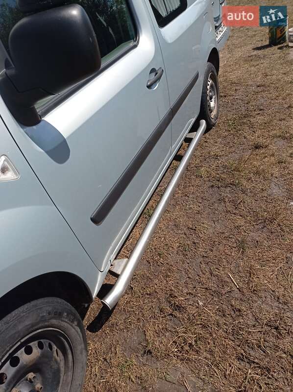 Минивэн Renault Kangoo 2010 в Житомире