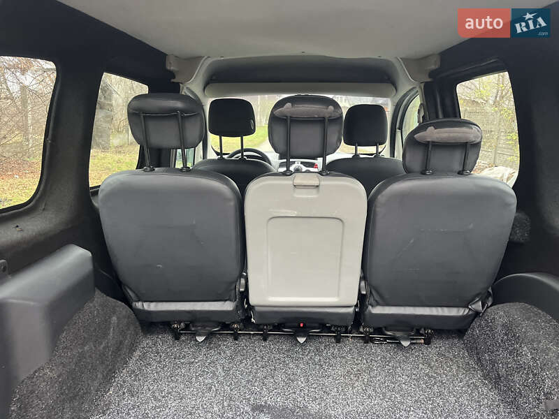 Мінівен Renault Kangoo 2011 в Володимирі фото 28 Мінівен Renault Kangoo 2011 в Володимирі