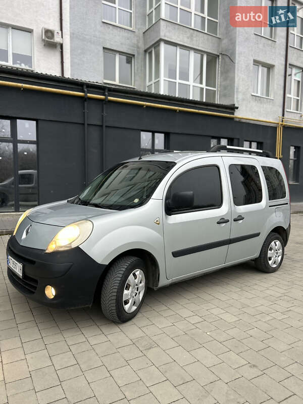 Минивэн Renault Kangoo 2009 в Ивано-Франковске