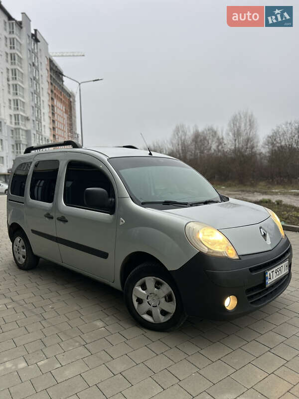 Минивэн Renault Kangoo 2009 в Ивано-Франковске