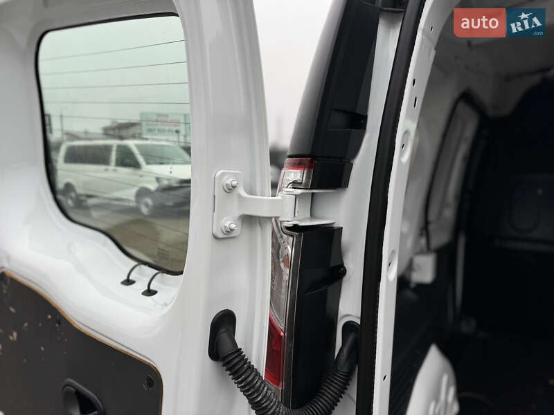 Вантажопасажирський фургон Renault Kangoo 2022 в Києві