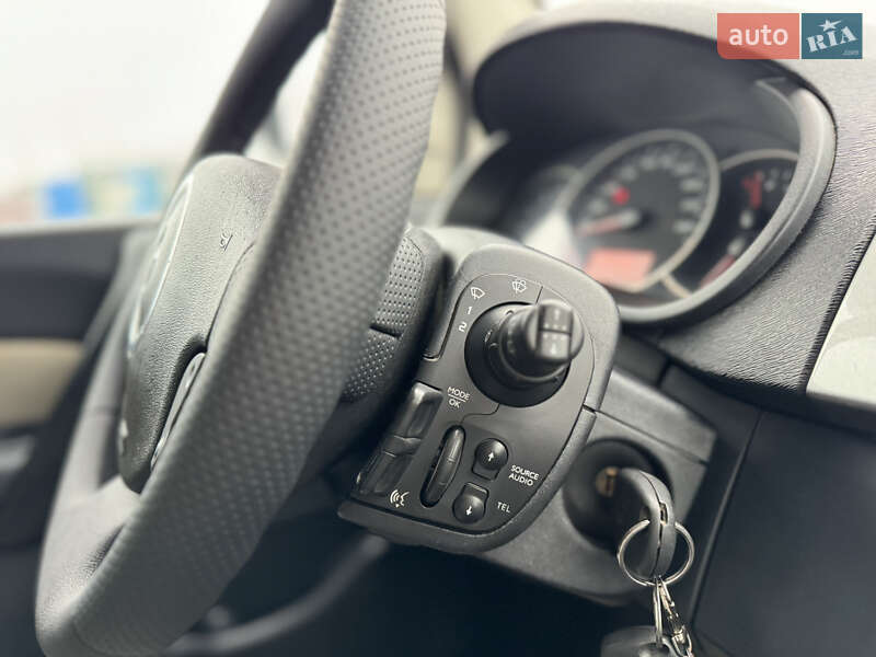 Минивэн Renault Kangoo 2012 в Киеве