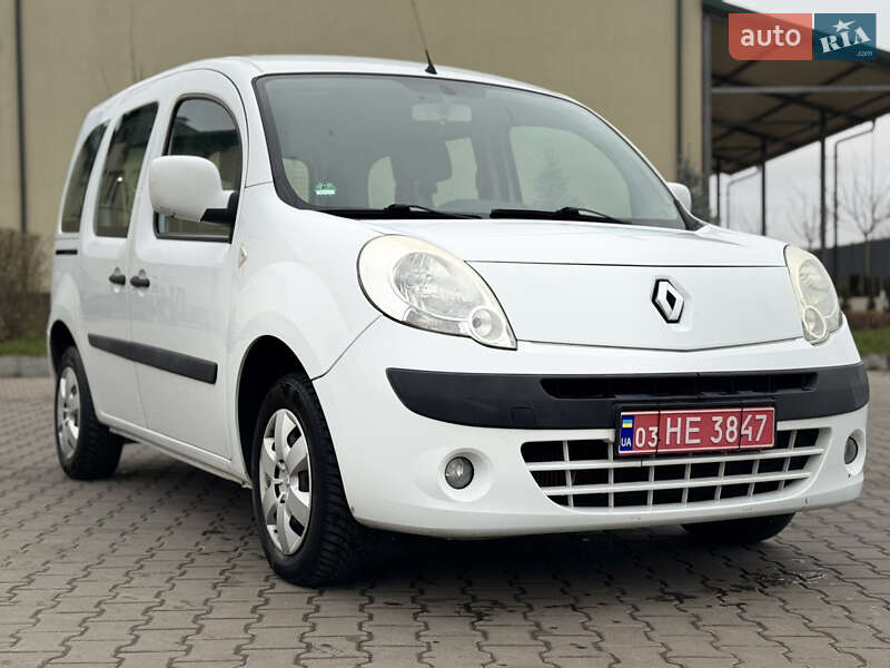 Минивэн Renault Kangoo 2010 в Луцке