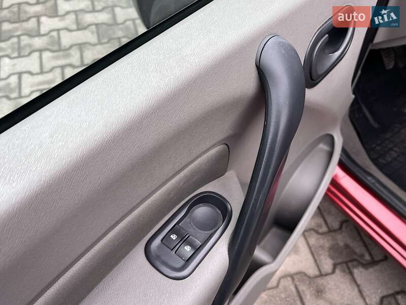 Мінівен Renault Kangoo 2008 в Житомирі