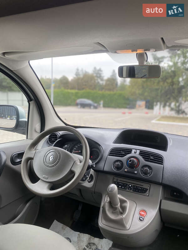 Минивэн Renault Kangoo 2010 в Киверцах