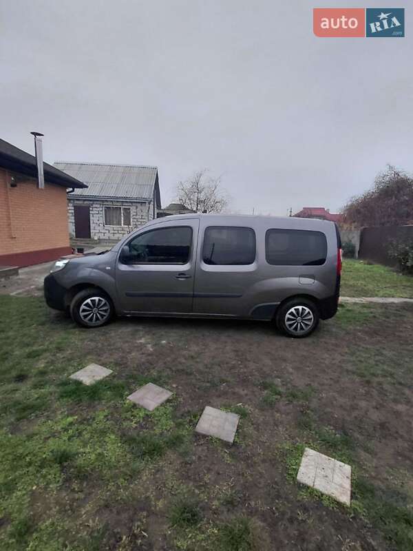 Мінівен Renault Kangoo 2013 в Дніпрі фото 3 Мінівен Renault Kangoo 2013 в Дніпрі
