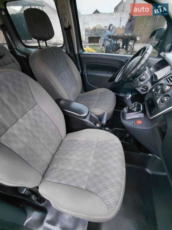 Мінівен Renault Kangoo 2013 в Дніпрі фото 13 Мінівен Renault Kangoo 2013 в Дніпрі