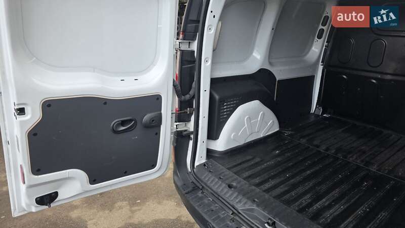 Грузовой фургон Renault Kangoo 2018 в Калуше