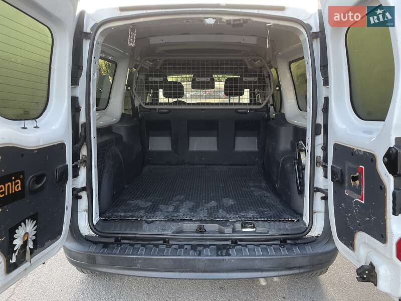 Грузопассажирский фургон Renault Kangoo 2015 в Днепре фото 11 Грузопассажирский фургон Renault Kangoo 2015 в Днепре