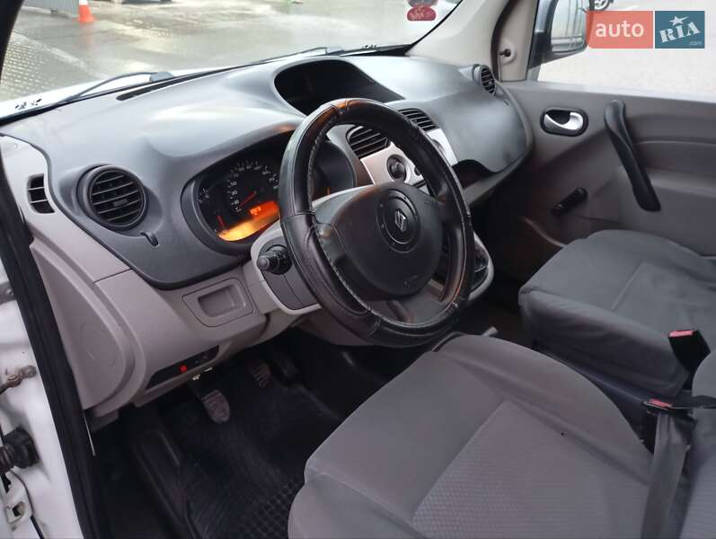 Минивэн Renault Kangoo 2010 в Каменец-Подольском фото 26 Минивэн Renault Kangoo 2010 в Каменец-Подольском