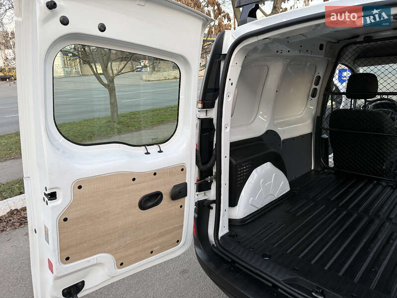Грузовой фургон Renault Kangoo 2018 в Днепре фото 58 Грузовой фургон Renault Kangoo 2018 в Днепре