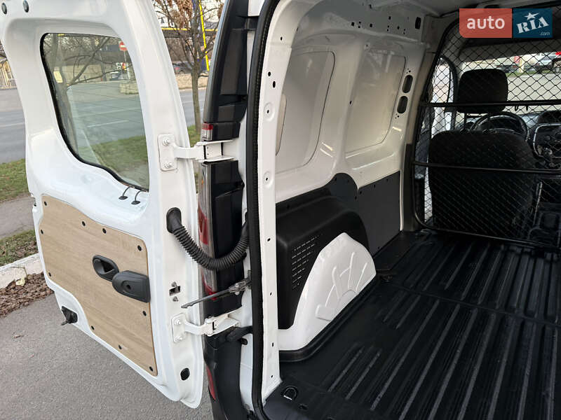 Грузовой фургон Renault Kangoo 2018 в Днепре фото 63 Грузовой фургон Renault Kangoo 2018 в Днепре