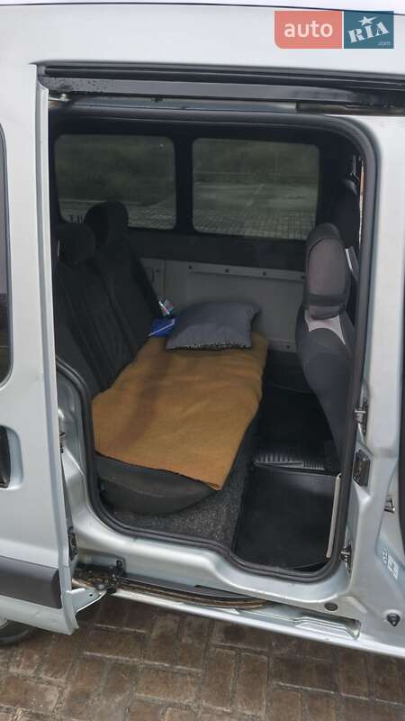 Минивэн Renault Kangoo 2007 в Краматорске