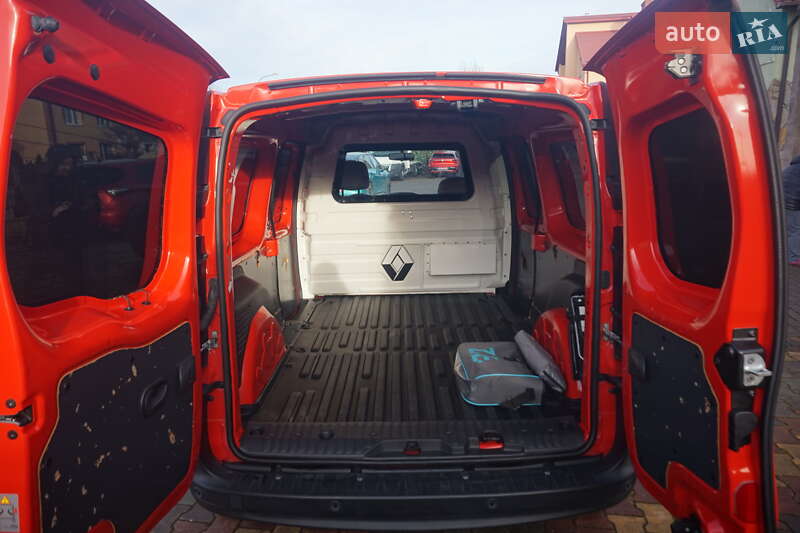 Минивэн Renault Kangoo 2021 в Самборе фото 47 Минивэн Renault Kangoo 2021 в Самборе