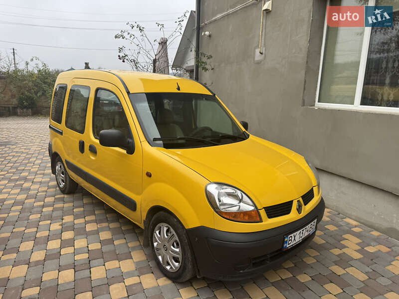 Минивэн Renault Kangoo 2003 в Могилев-Подольске фото 16 Минивэн Renault Kangoo 2003 в Могилев-Подольске