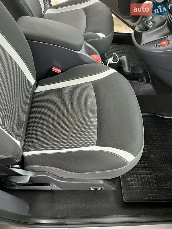 Минивэн Renault Kangoo 2014 в Полтаве фото 31 Минивэн Renault Kangoo 2014 в Полтаве