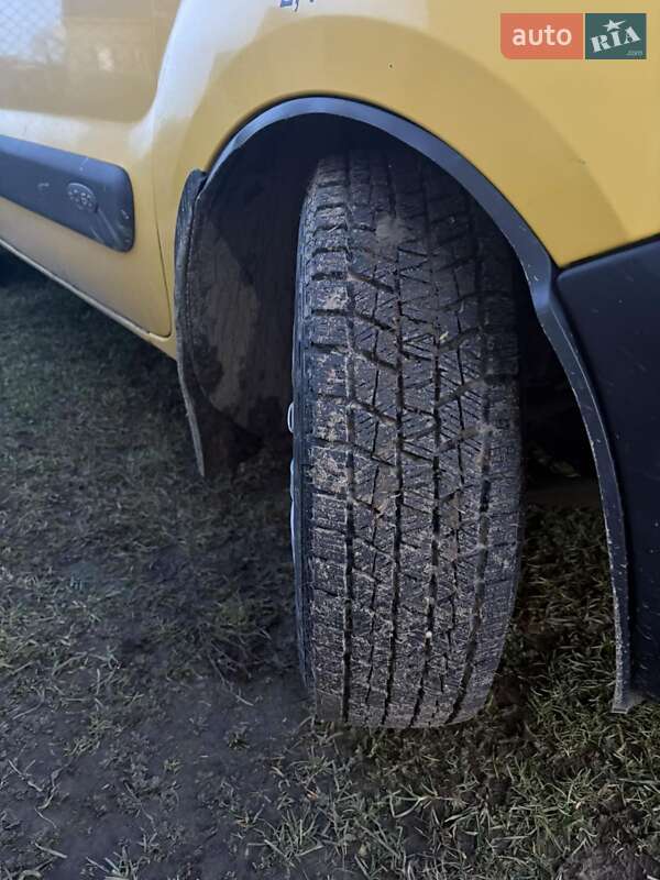 Минивэн Renault Kangoo 2004 в Хырове фото 11 Минивэн Renault Kangoo 2004 в Хырове