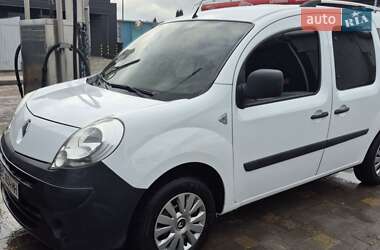 Минивэн Renault Kangoo 2009 в Городке