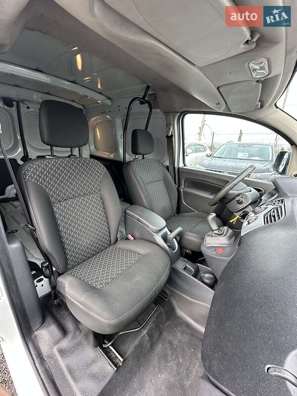 Грузовой фургон Renault Kangoo 2012 в Белогородке