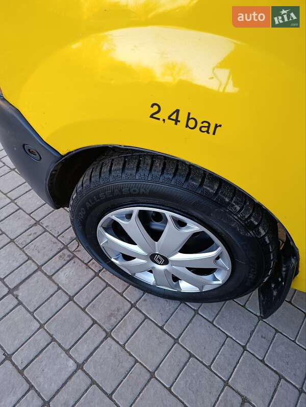 Мінівен Renault Kangoo 2001 в Хмільнику