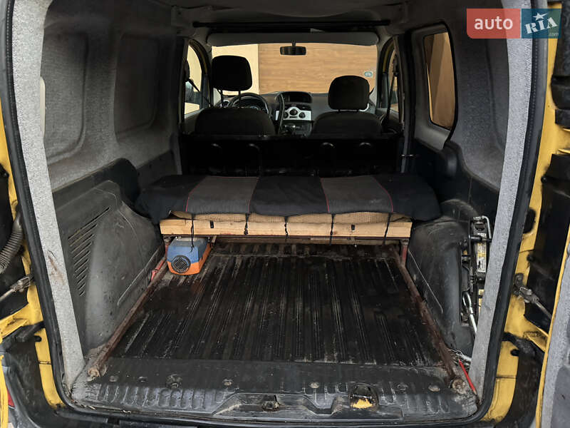 Вантажний фургон Renault Kangoo 2013 в Коломиї