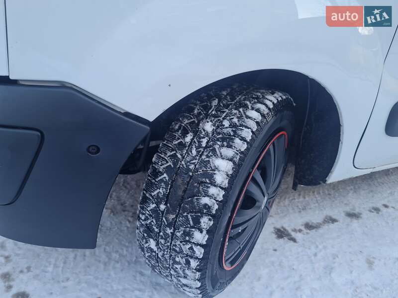 Мінівен Renault Kangoo 2006 в Хмельницькому