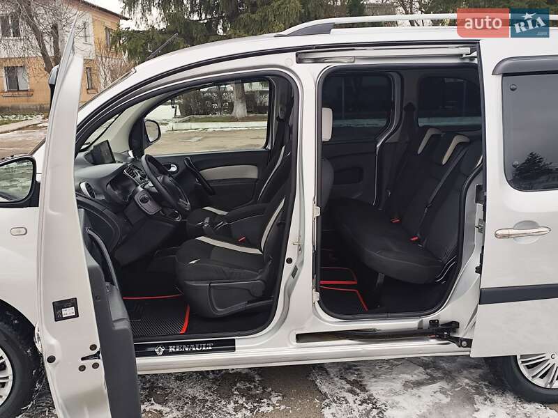 Минивэн Renault Kangoo 2015 в Новоархангельске