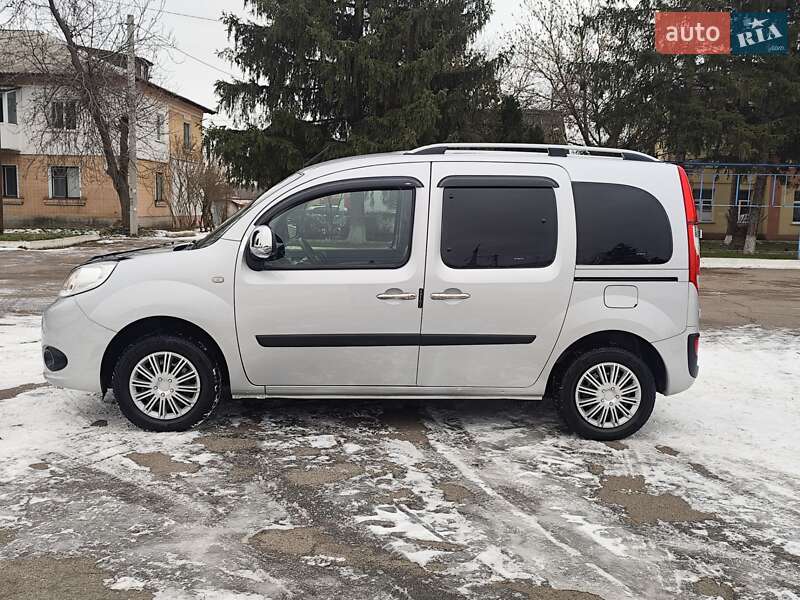 Минивэн Renault Kangoo 2015 в Новоархангельске