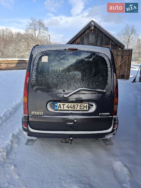 Минивэн Renault Kangoo 2003 в Косове
