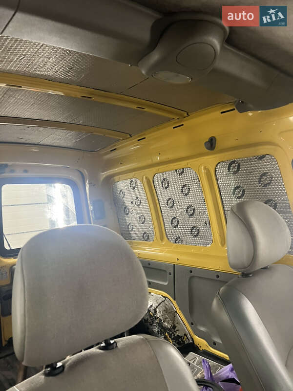 Грузовой фургон Renault Kangoo 2007 в Днепре