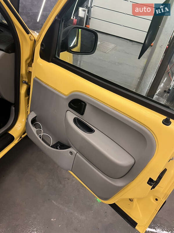 Грузовой фургон Renault Kangoo 2007 в Днепре