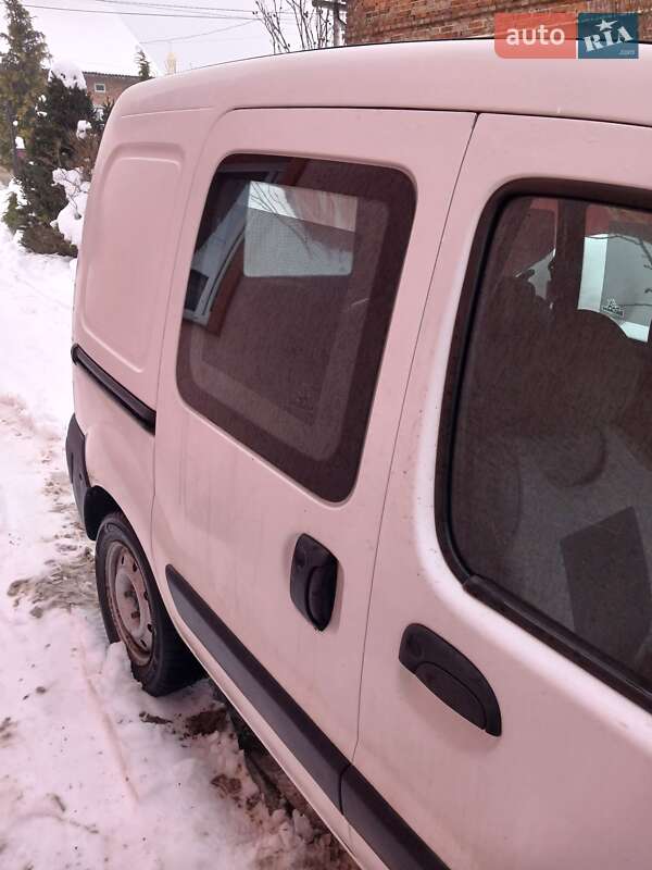 Минивэн Renault Kangoo 2004 в Городке