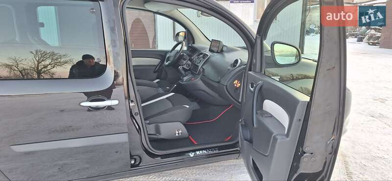 Минивэн Renault Kangoo 2016 в Новоархангельске