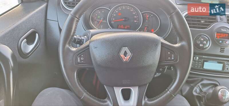 Минивэн Renault Kangoo 2016 в Новоархангельске