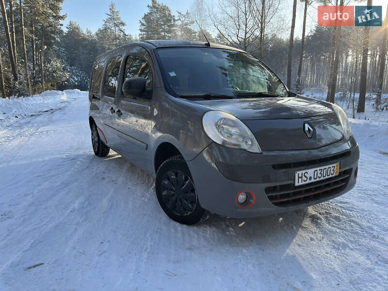 Минивэн Renault Kangoo 2013 в Луцке