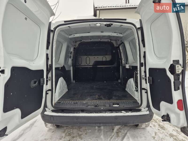Грузовой фургон Renault Kangoo 2020 в Киеве фото 19 Грузовой фургон Renault Kangoo 2020 в Киеве