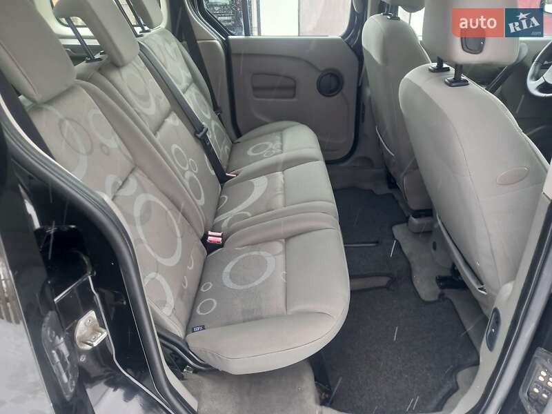 Минивэн Renault Kangoo 2008 в Звенигородке