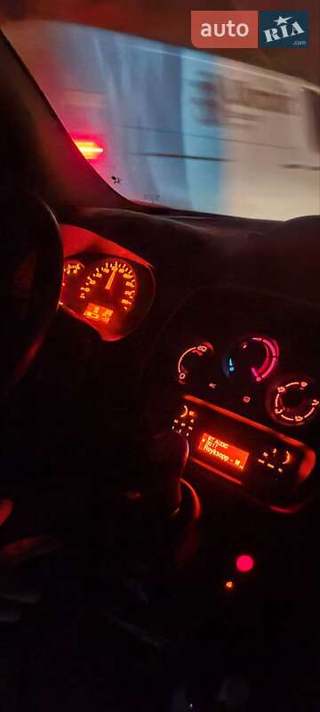 Минивэн Renault Kangoo 2014 в Харькове