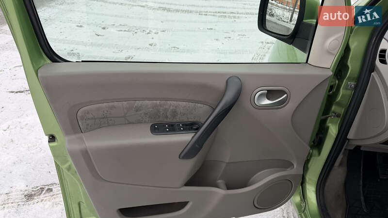 Минивэн Renault Kangoo 2008 в Ковеле