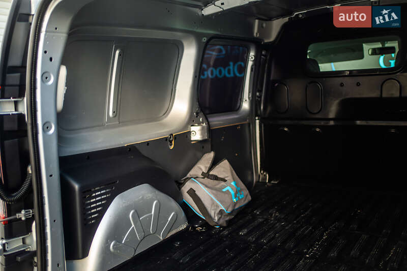 Грузовой фургон Renault Kangoo 2018 в Луцке фото 51 Грузовой фургон Renault Kangoo 2018 в Луцке