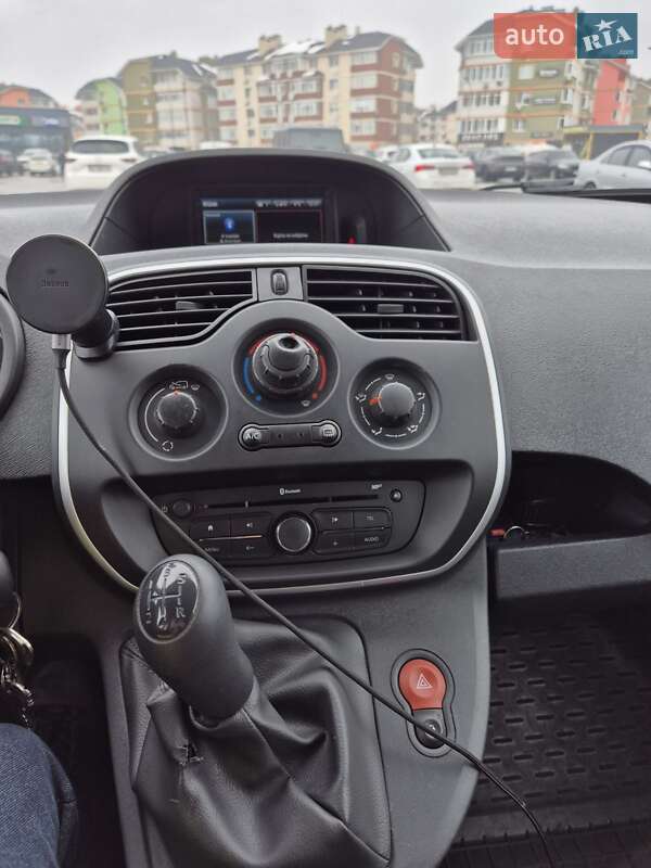 Грузопассажирский фургон Renault Kangoo 2018 в Киеве фото 7 Грузопассажирский фургон Renault Kangoo 2018 в Киеве