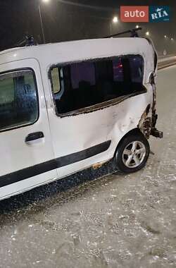 Минивэн Renault Kangoo 2004 в Киеве