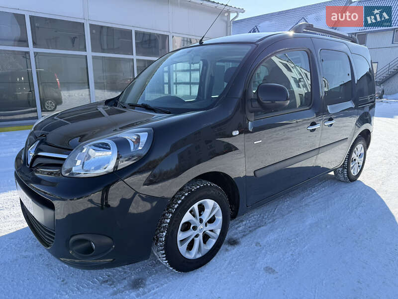 Минивэн Renault Kangoo 2015 в Ровно