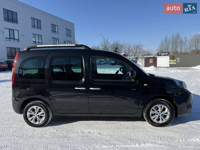 Минивэн Renault Kangoo 2015 в Ровно