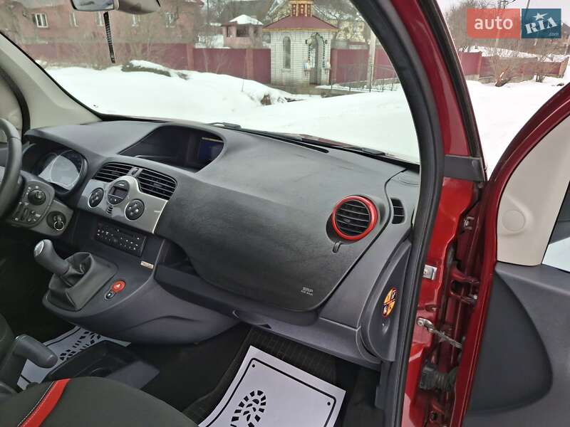 Минивэн Renault Kangoo 2011 в Ивано-Франковске фото 64 Минивэн Renault Kangoo 2011 в Ивано-Франковске