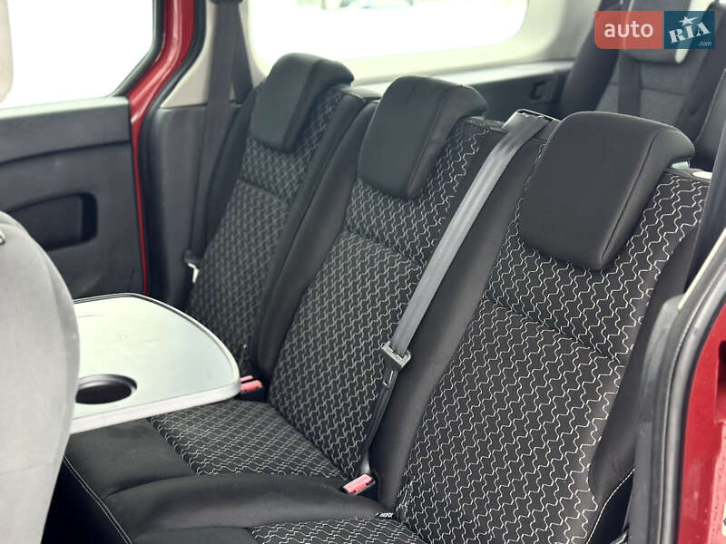 Минивэн Renault Kangoo 2015 в Житомире